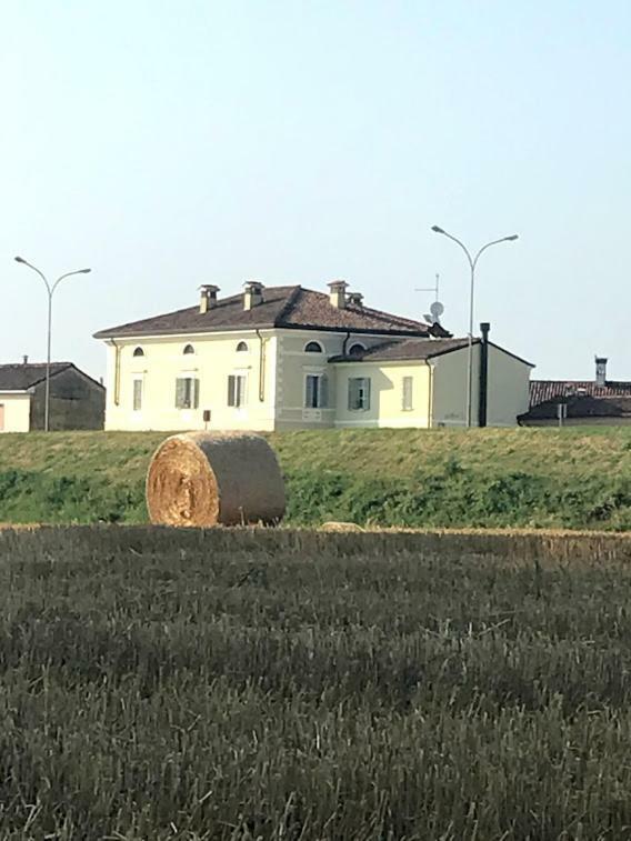 Locanda La Motta Motta Baluffi Екстериор снимка